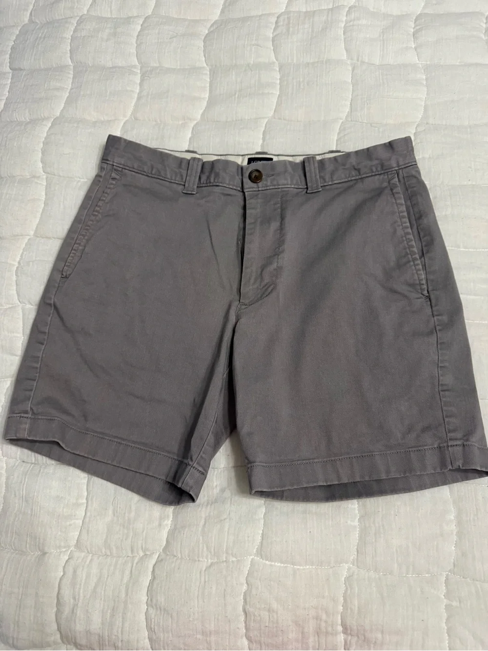 J. Crew Men’s Gray Flat-Front Chino Shorts